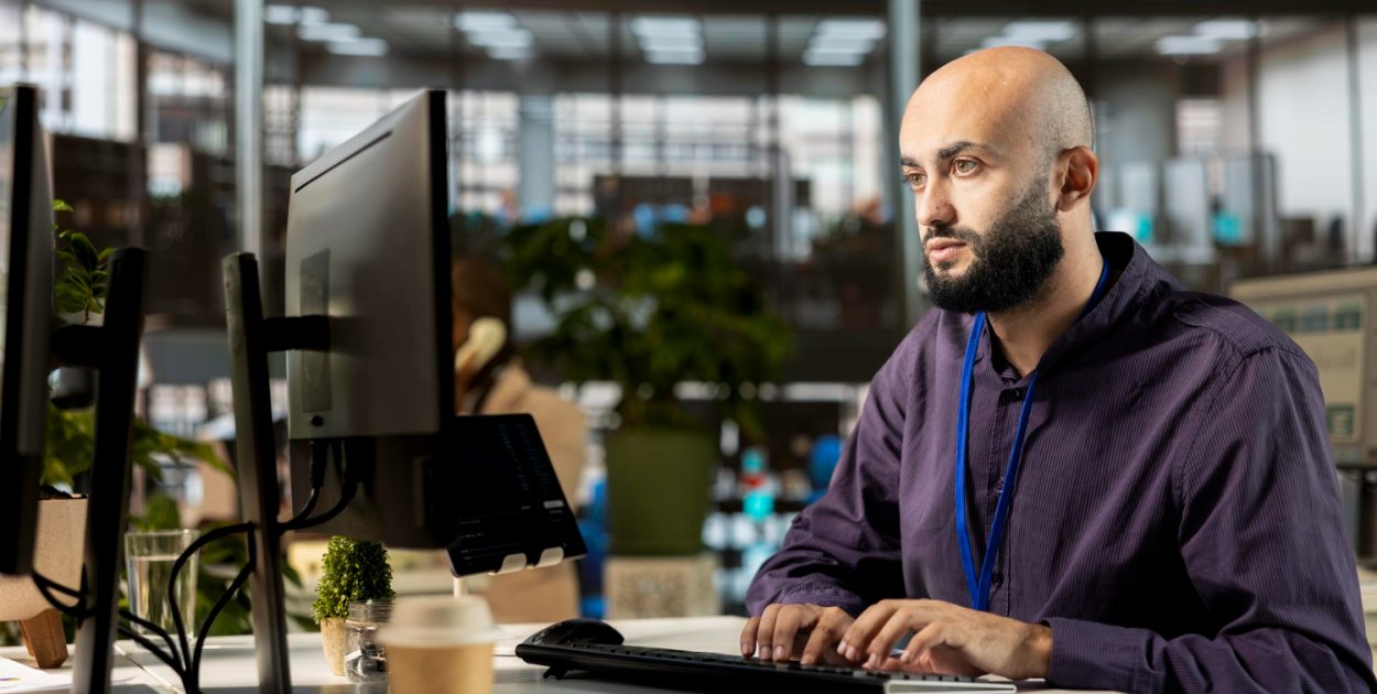 Twoja firma przechowuje wrażliwe dane? Sprawdź, jak zabezpieczyć sieć i systemy IT