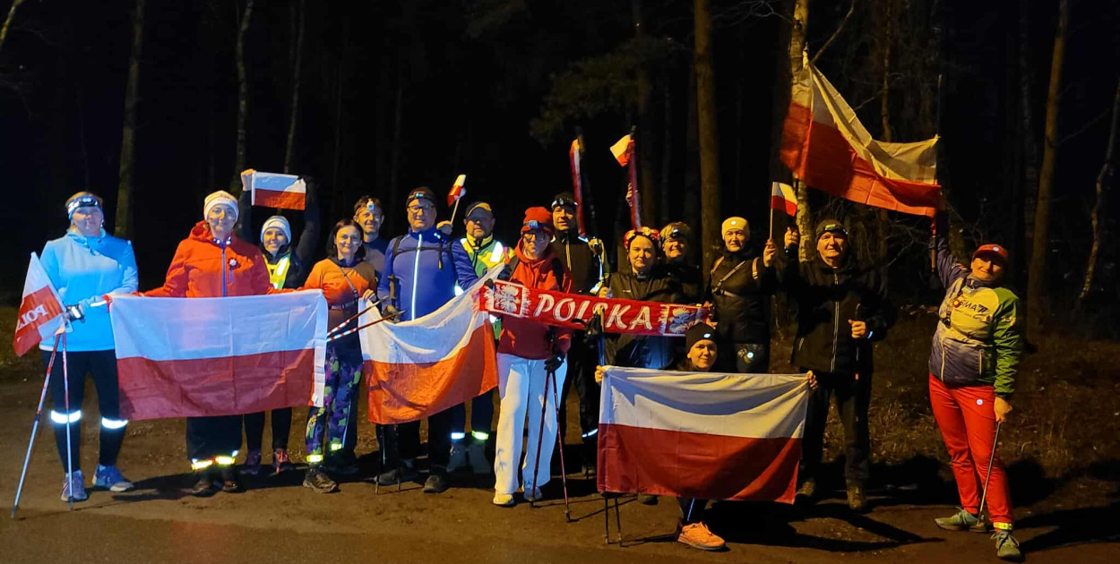Banino. Zorganizowali marsz z kijkami dla Niepodległej