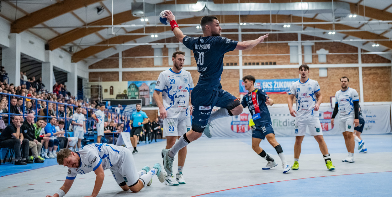 KPR Fit Dieta Żukowo utrzymuje serię zwycięstw po efektownym triumfie nad Jeziorakiem Iława