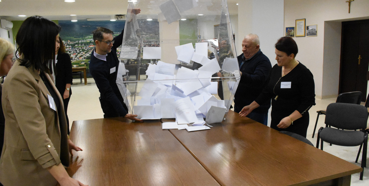 Sierakowice. Ostatni raz można było wypełnić ankiety ws. praw miejskich