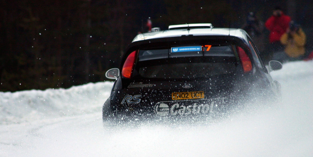 Motoryzacyjne zloty na nowych zasadach. Kary dosięgną też widzów