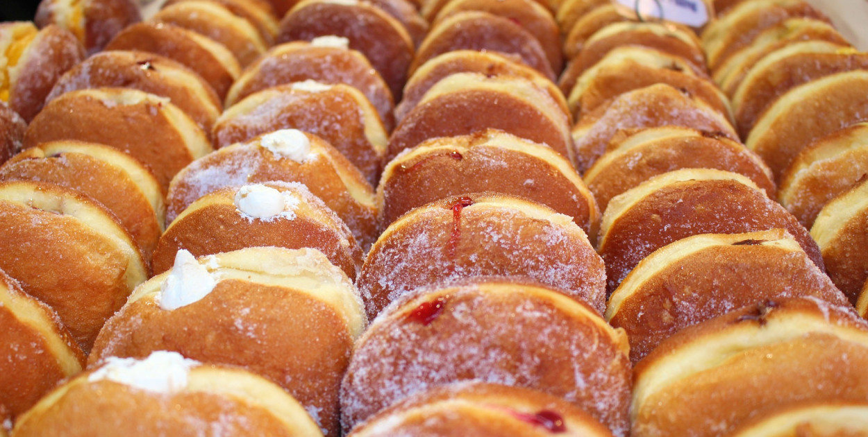 Tyle pączków zjadamy. Tłusty czwartek bez hamulców