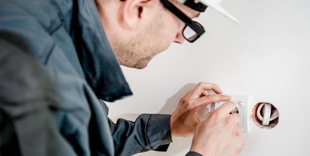 Elektryk w Krakowie – fachowa pomoc w każdej sytuacji