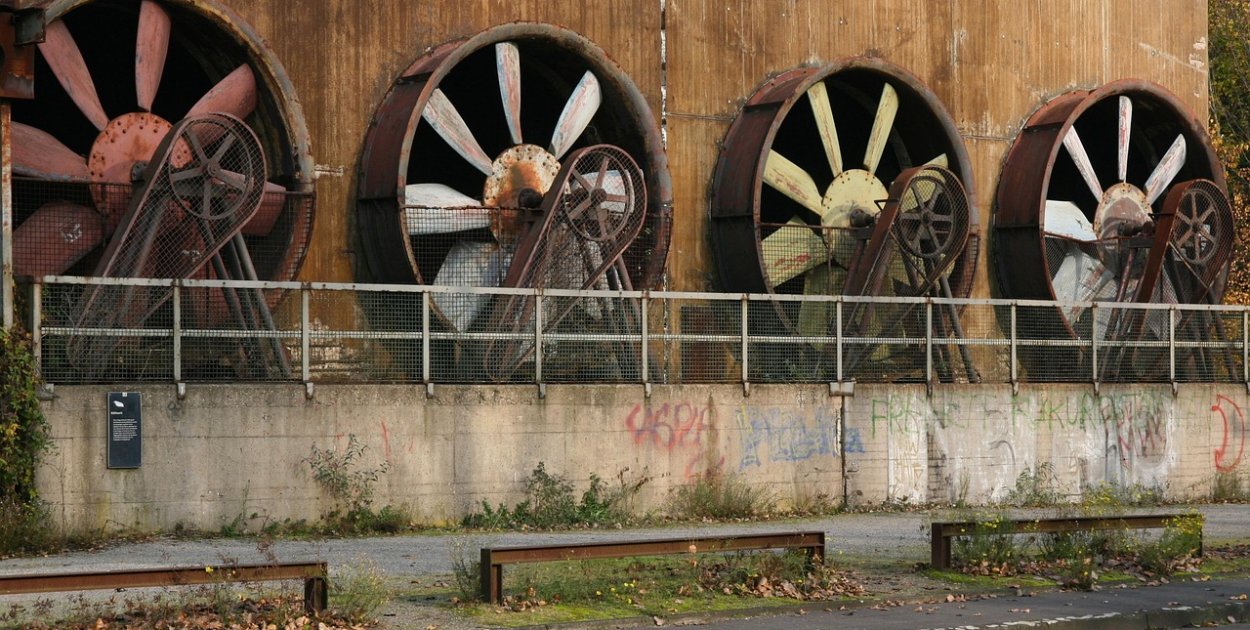 Pompy próżniowe – gdzie znajdują zastosowanie i na czym polega ich działanie