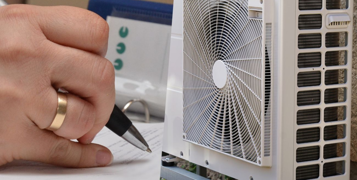 Wiceminister klimatu zapowiada korekty w "Czystym Powietrzu"