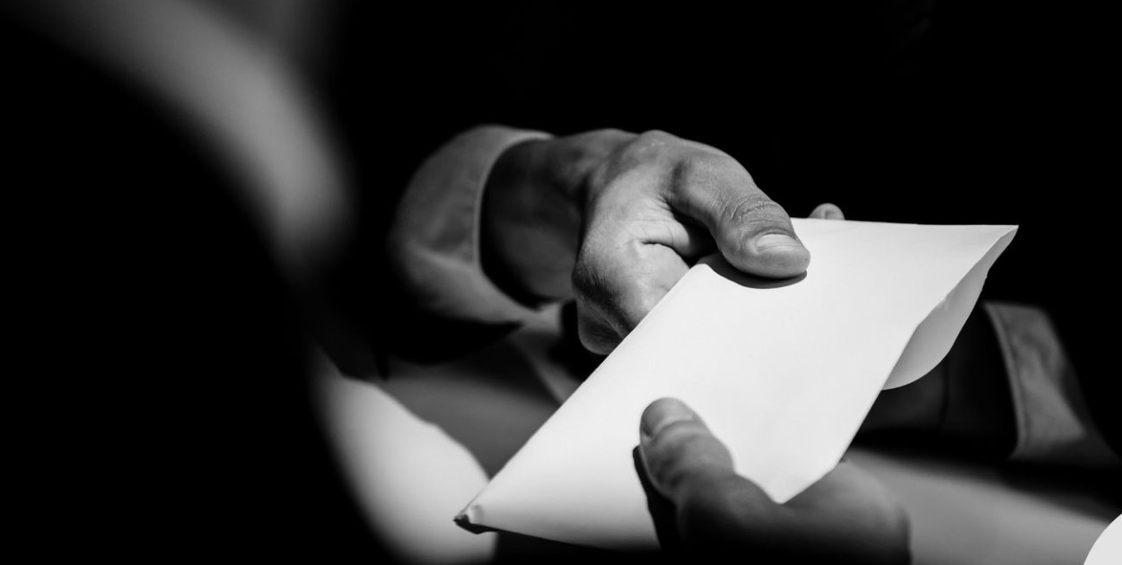 Badania dotyczące korupcji nie są optymistyczne. Ile osób wręcza łapówki?