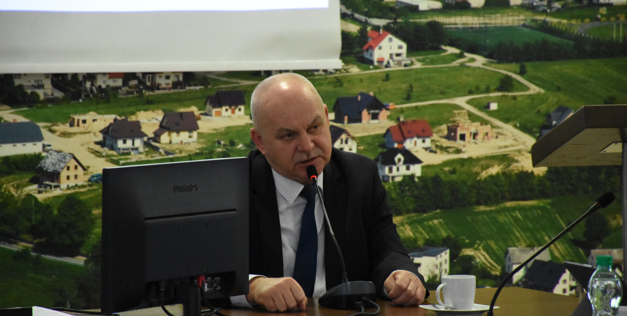 Wójt Sierakowic wskazuje winnych porażki ws. praw miejskich. To... wszyscy