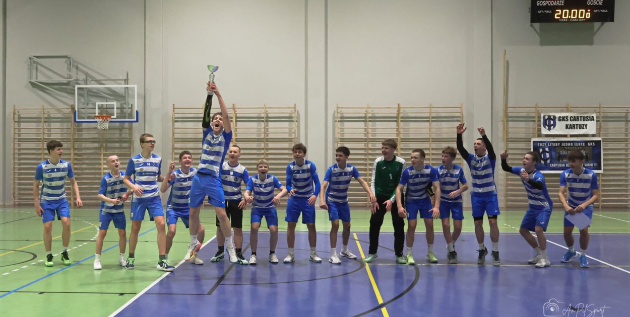 Piłkarze ręczni Cartusii wśród 16 najlepszych drużyn w Polsce