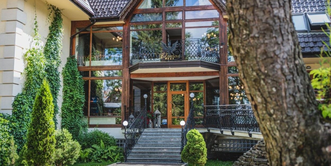 Rodzinny wyjazd w góry – jak zaplanować go bez stresu?