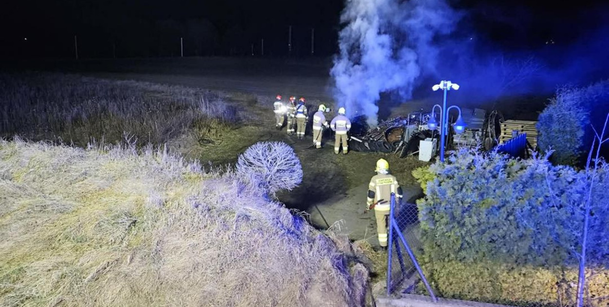 Dzierżążno. Ktoś na ognisku wypala śmieci! Sprawę bada policja