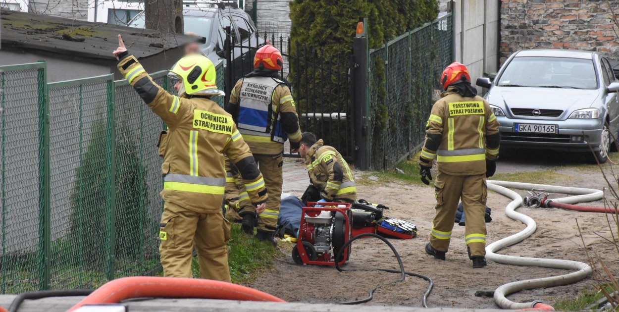 Kartuzy. Pożar mieszkania w budynku przy ul. Jeziornej