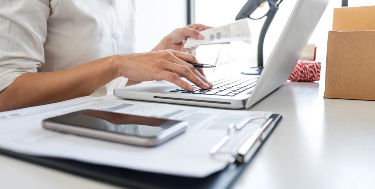 Jak nowocześnie i bezbłędnie podejść do wystawiania faktur online?