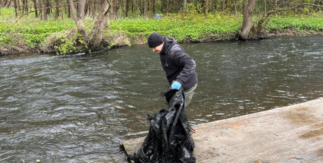 Żukowo. Wędkarze i kajakarze zapraszają mieszkańców na sprzątanie Raduni