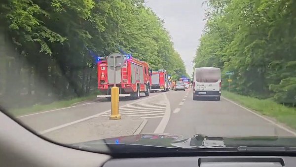 Zderzenie pięciu samochodów na trasie Kartuzy - Dzierżążno
